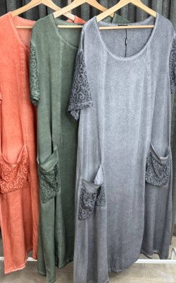 Платье с вставками ажура