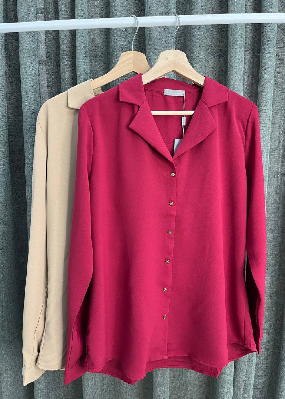 Блузка однотонная