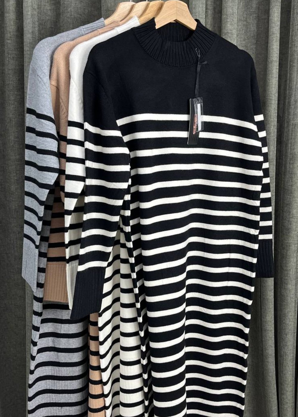 Платье в полоску