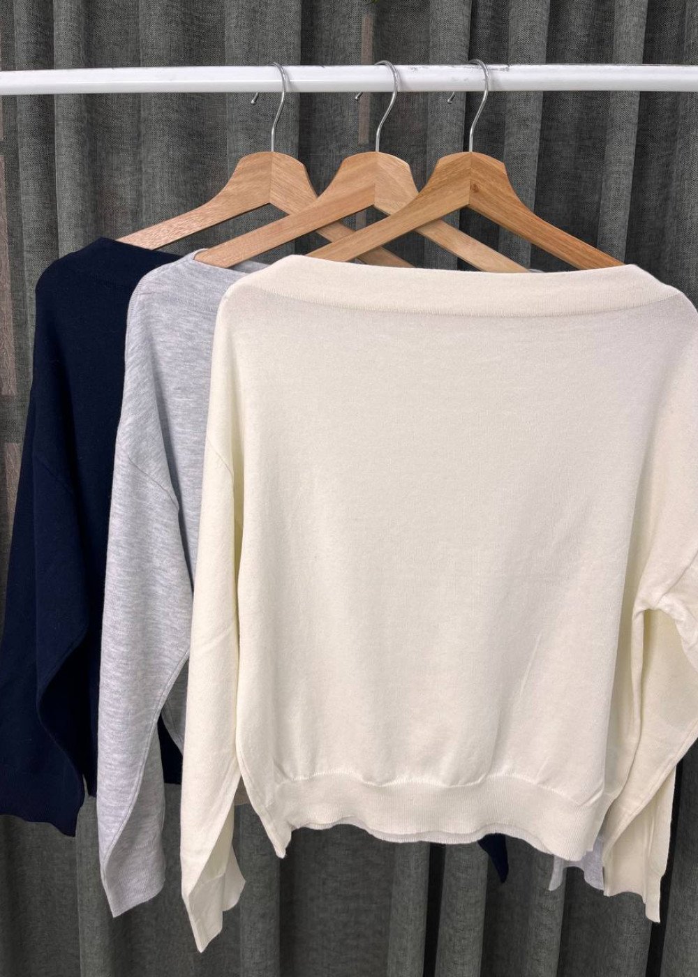 Кофта спущенные плечи