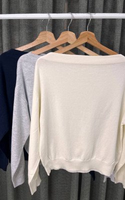 Кофта спущенные плечи