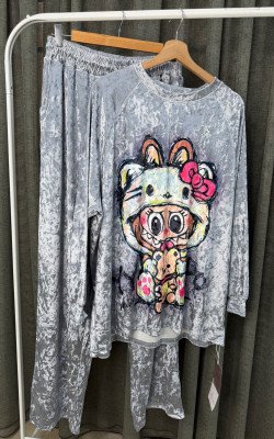 Костюм (881/885)