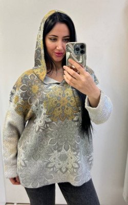 Кофта с капюшоном 