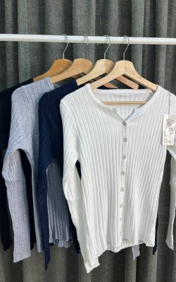 Кардиган в рубчик с пуговицами (8024) Кардиган в рубчик с пуговицами (8024)